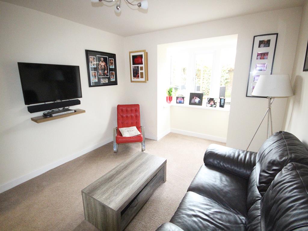 4 bedroom house For Sale in Fence, Burnley - IMG_1002.jpg
